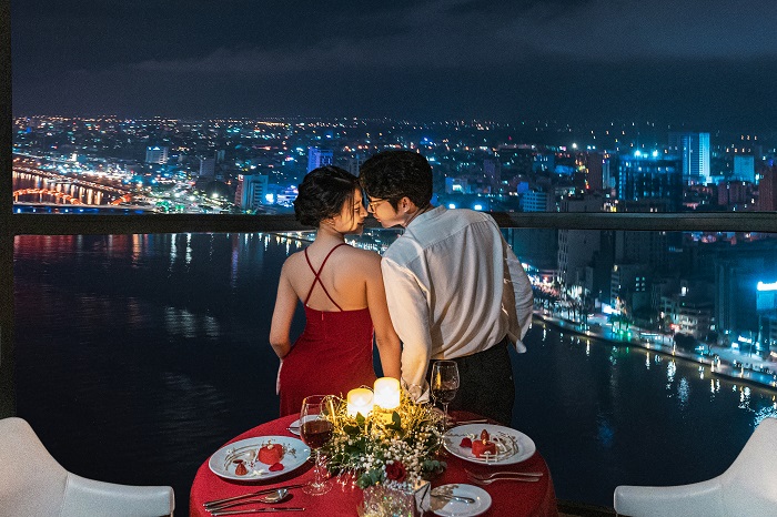 Món quà nào cho đêm kỷ niệm ngày cưới thêm nồng nàn?