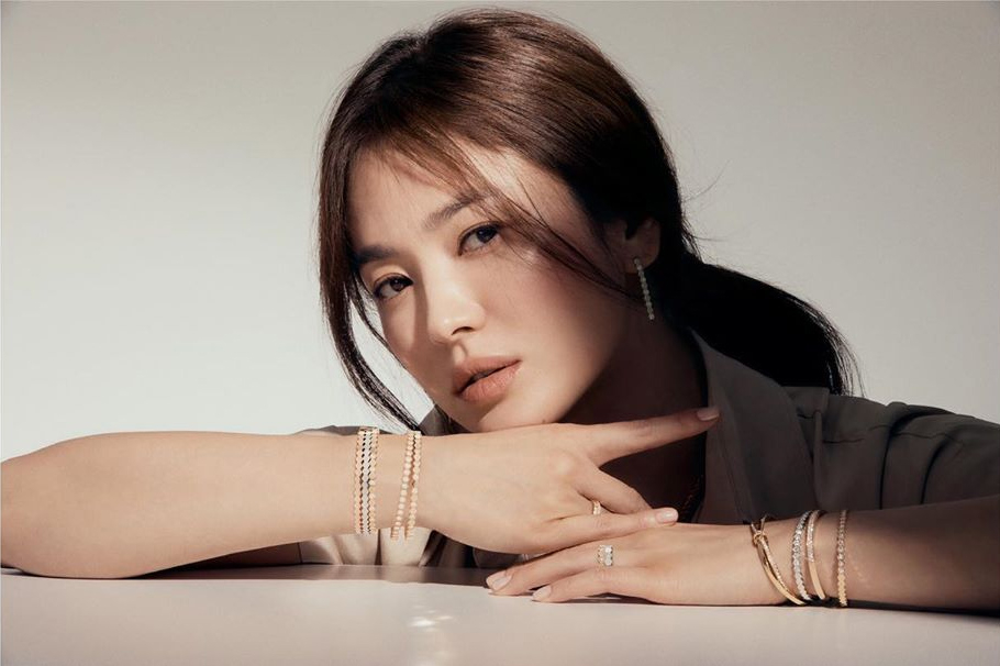 Trang sức thiết kế Platin kim cương - Vũ khí bí mật giúp quý cô văn phòng tỏa sáng tại sự kiện