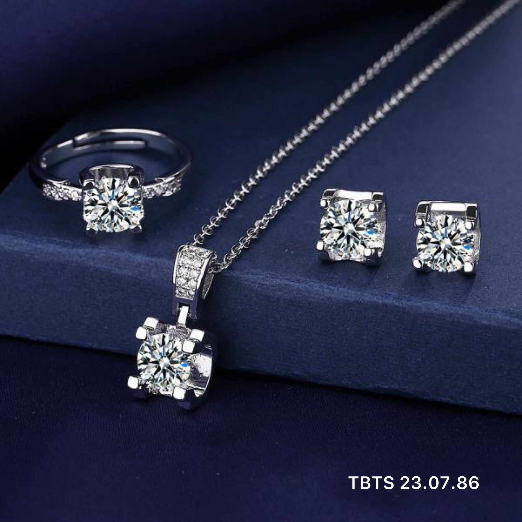 trang-suc-platin-kim-cuong