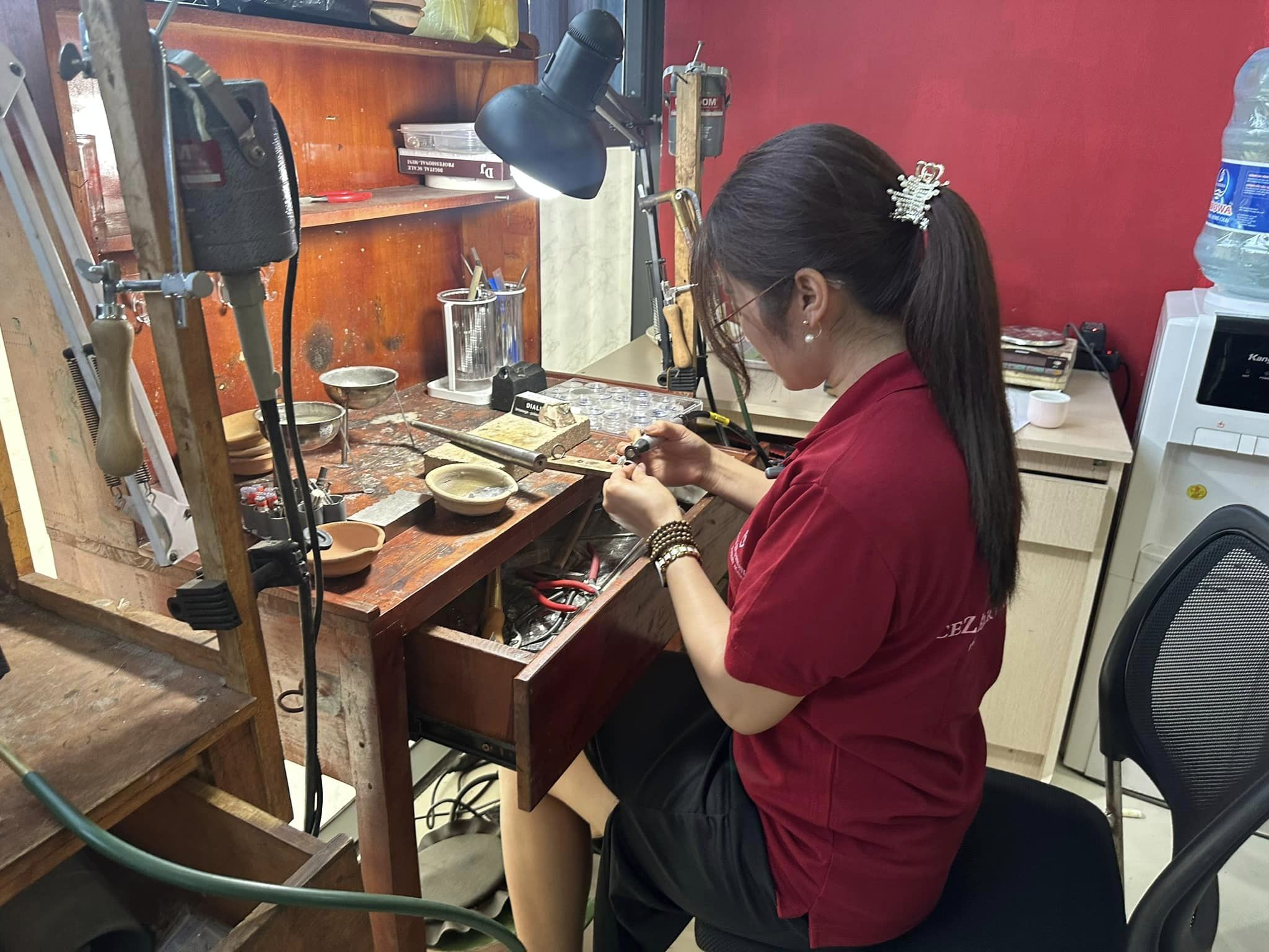 Những yếu tố cần thiết để thành công trong nghề kim hoàn  là gì ?