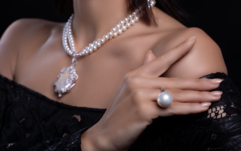 Các mẹo phối phụ kiện trang sức cực hay