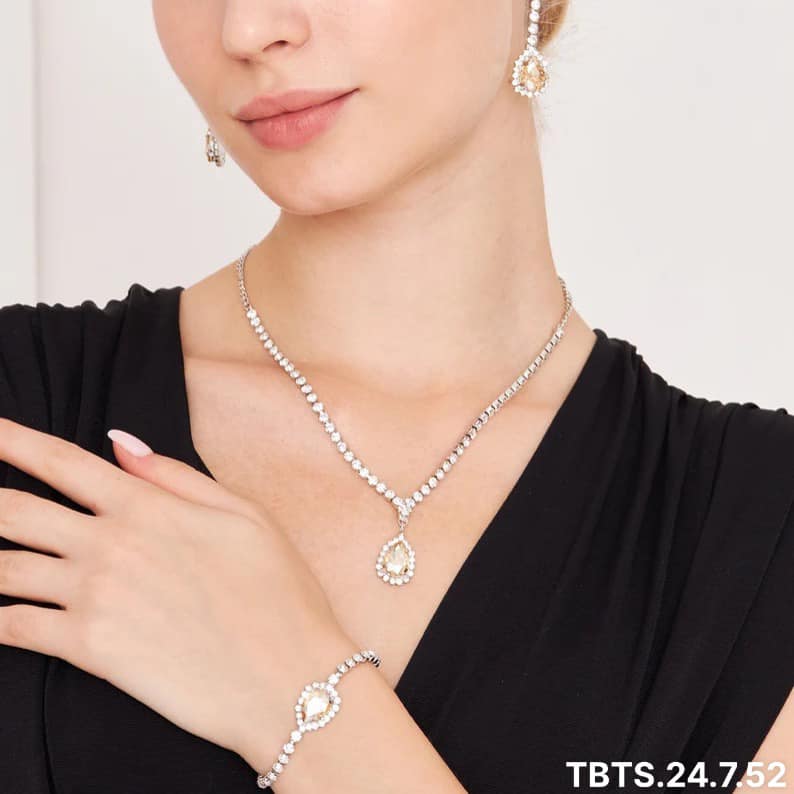 bo-trang-suc-kim-cuong-cao-cap