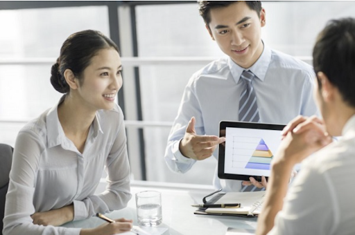 hoc_nganh_gi_de_co_thu_nhap_cao_va_on_dinh