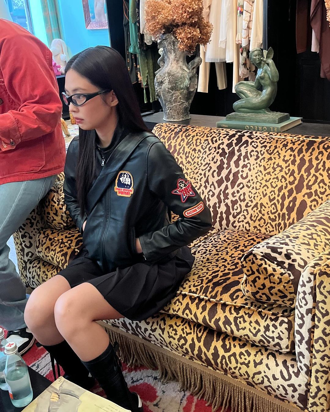 jennierubyjane đồ thể thao da