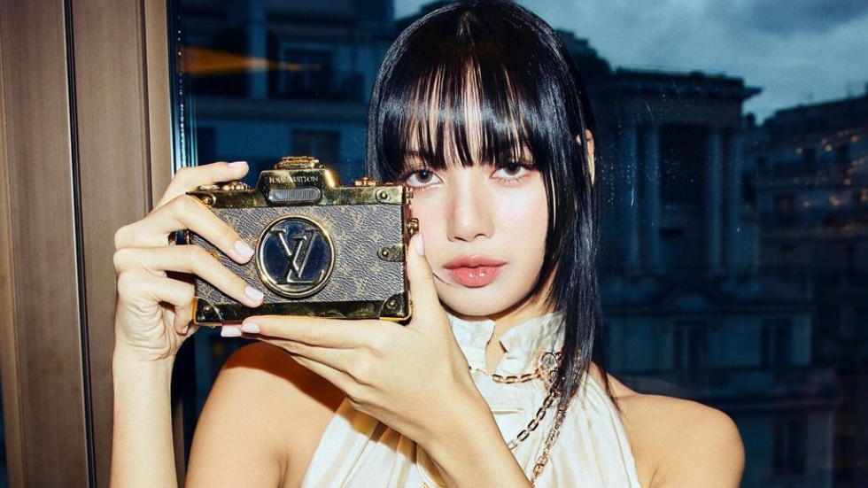 CELINE, BULGARI VÀ BÂY GIỜ LÀ LOUIS VUITTON – LISA ĐÍCH THỊ LÀ “NÀNG THƠ” CỦA TẬP ĐOÀN LVMH