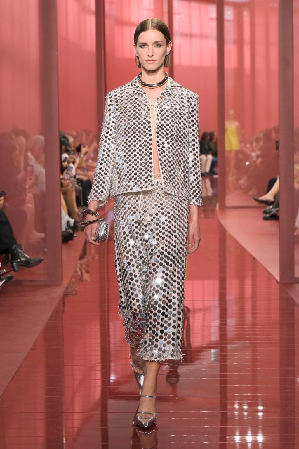 bản phối sequins Gucci