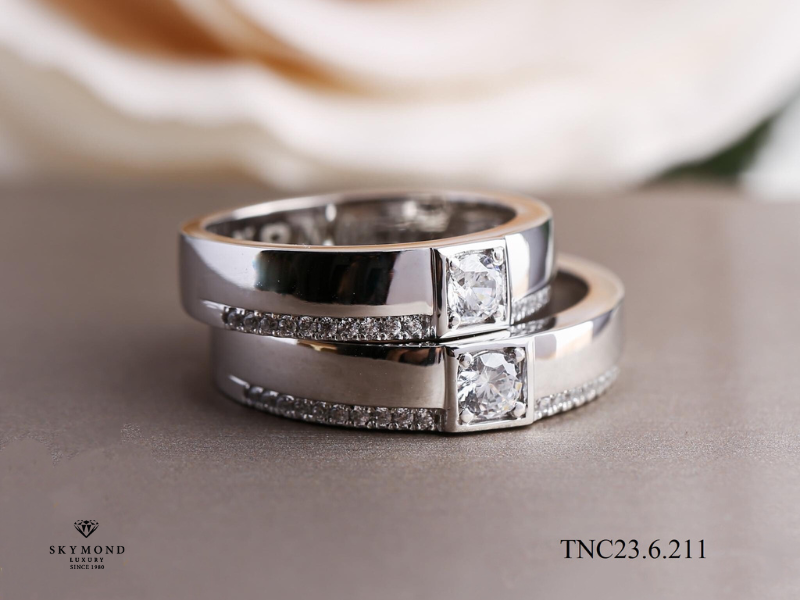 Hé lộ những ưu điểm tuyệt vời của nhẫn cưới Bạch kim Platin Kim cương